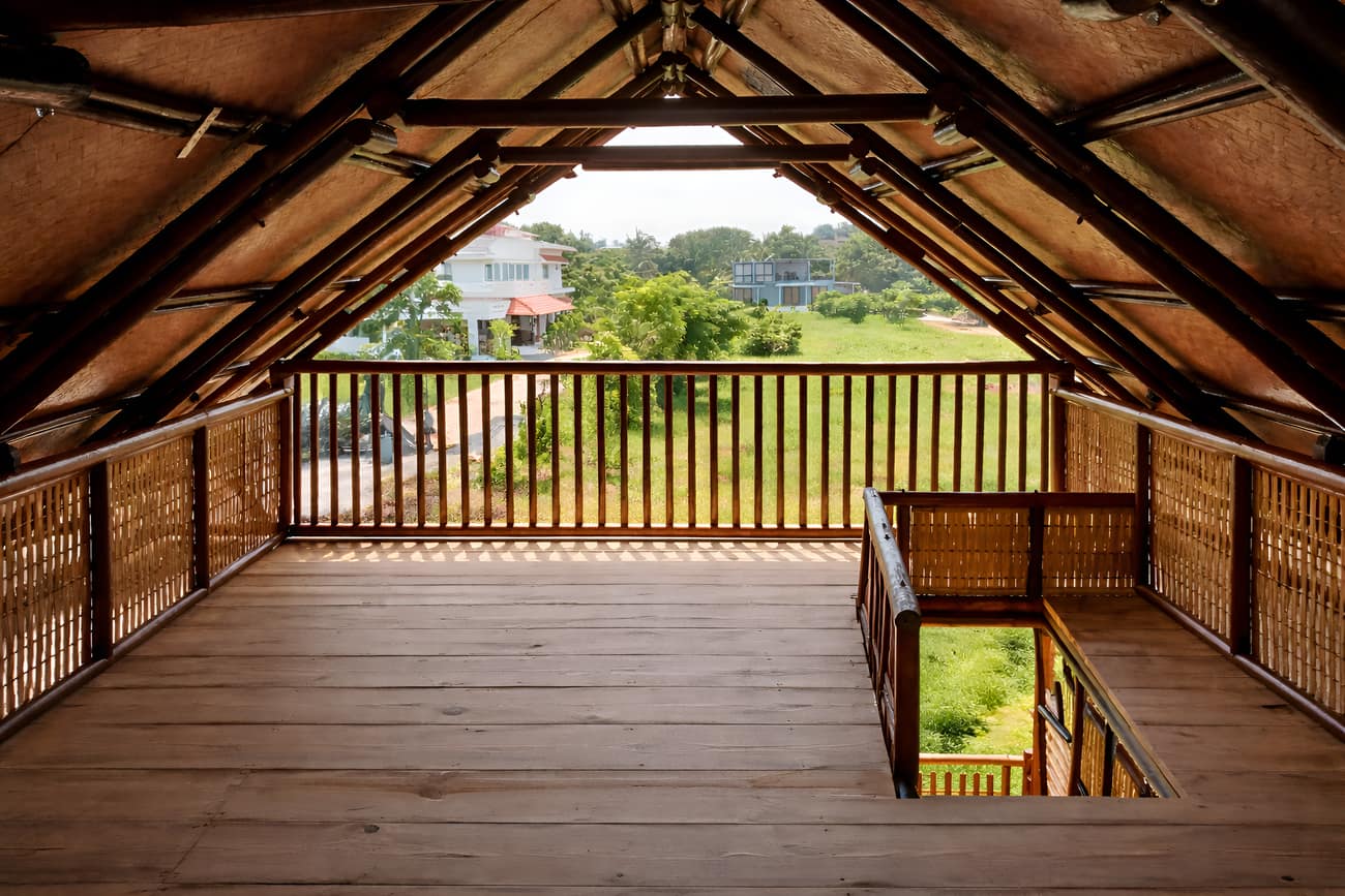 Machaan — bamboo column and railing detail